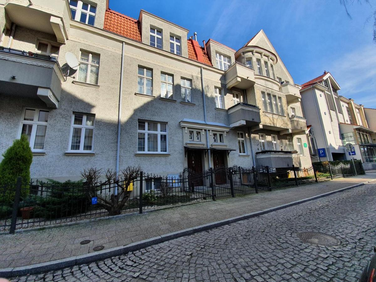 Sopot Airport Apartment Exterior photo